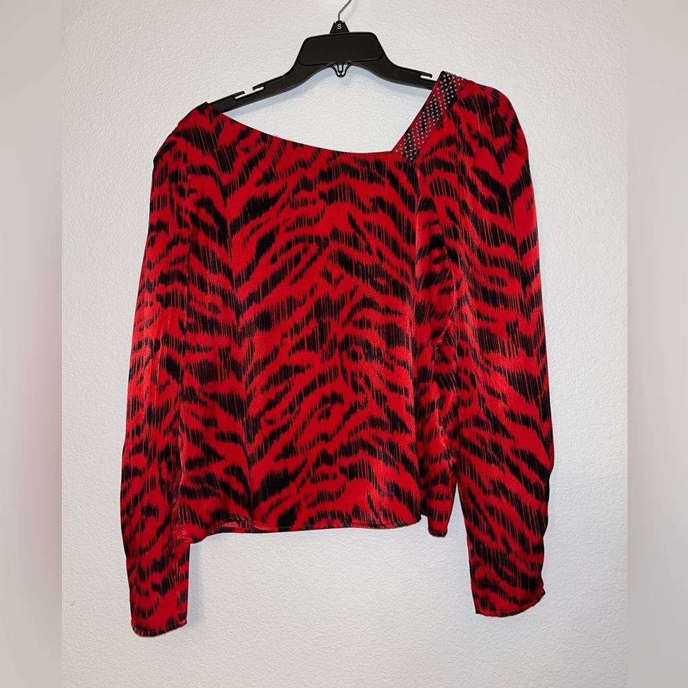DKNY Red and Black One-Shoulder Print Blouse